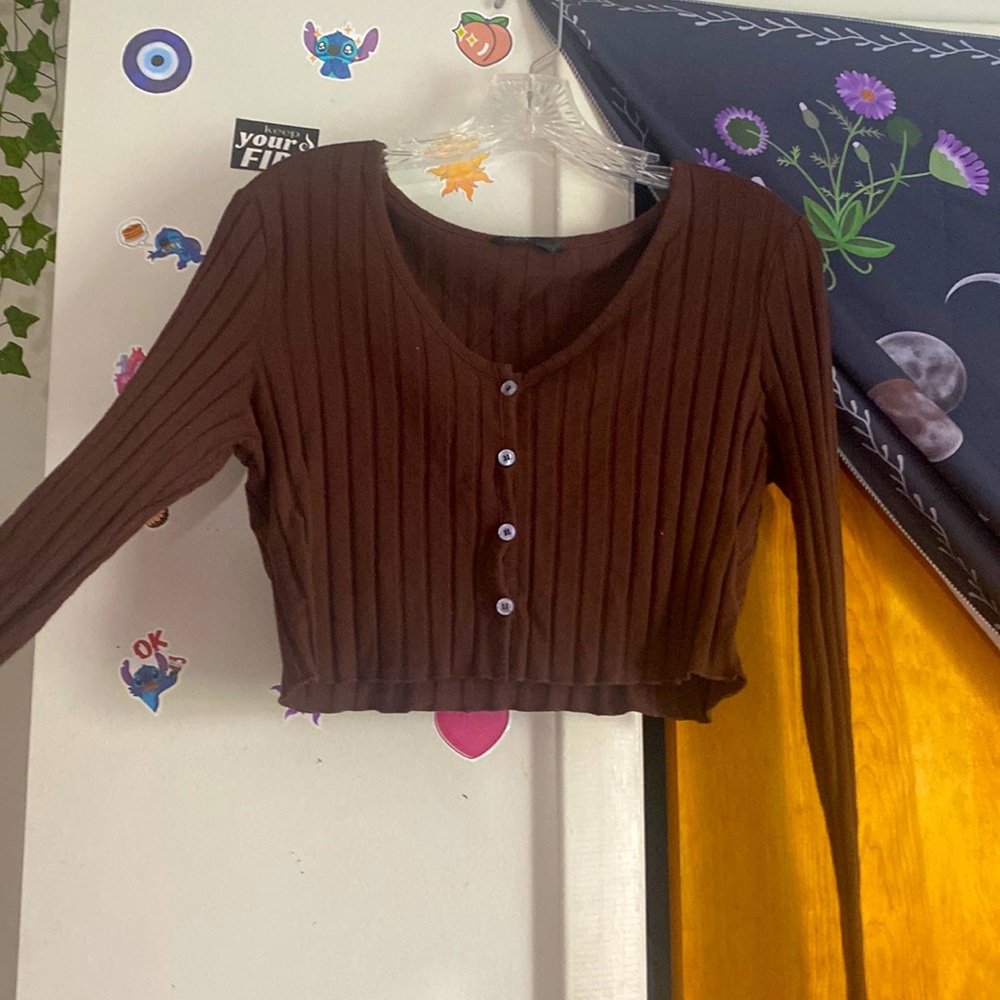 brown cropped button down top, only wore once!
